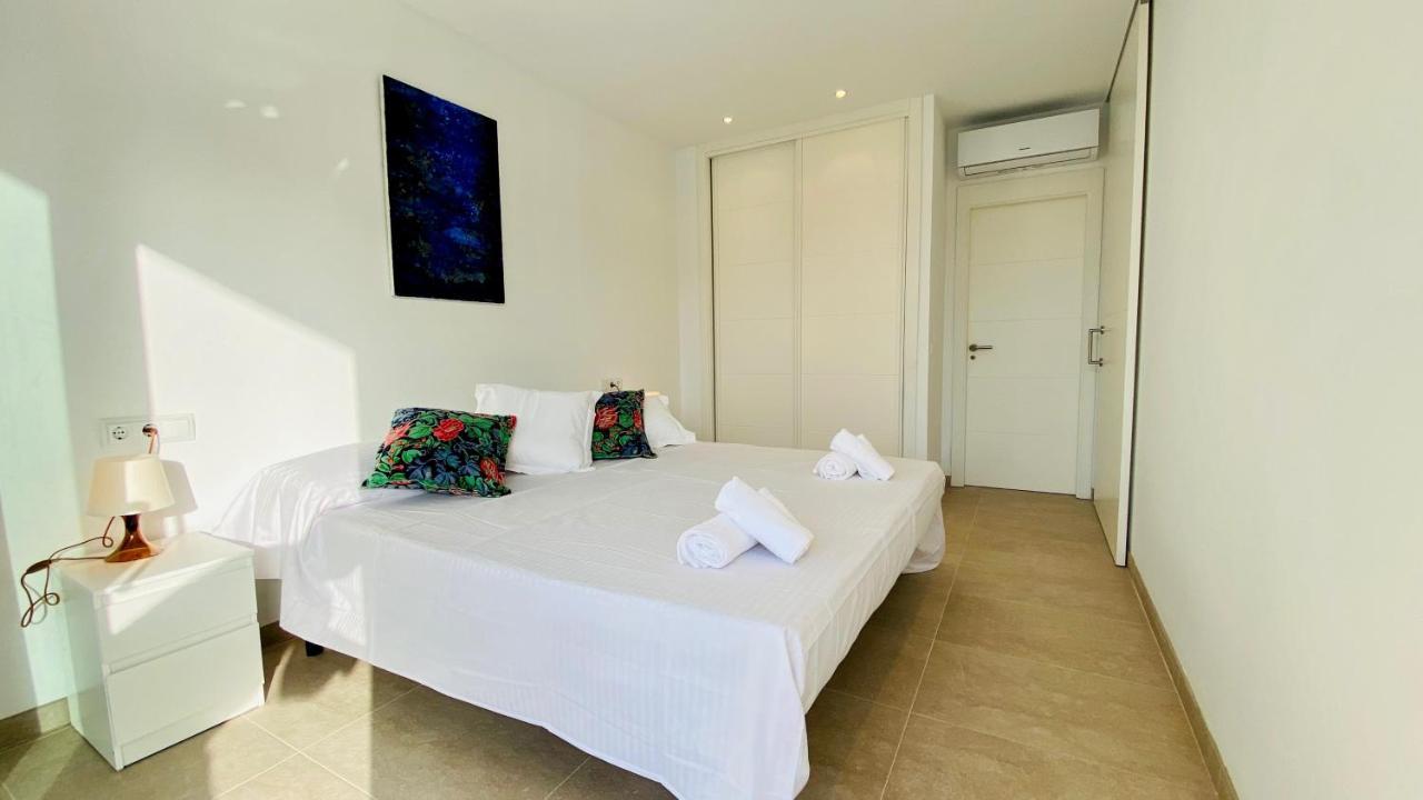 Mirador Blue - Penthouse Apartments With Roof Terrace Cala de Sant Vicenc Exteriér fotografie